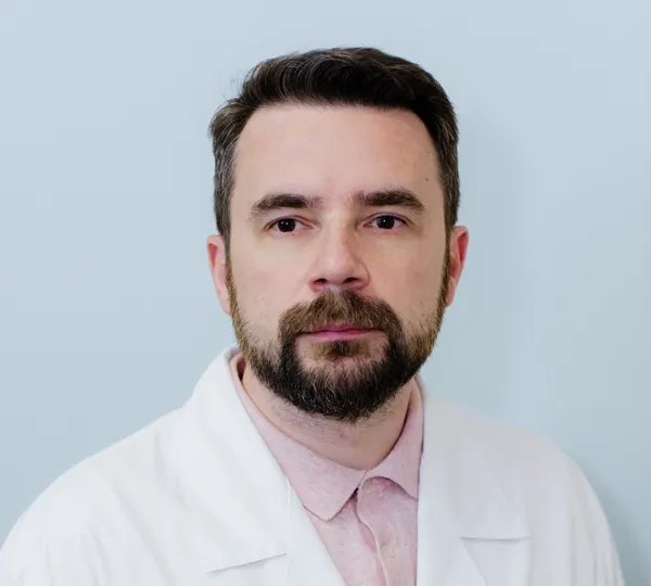 Аканов Игорь Эдуардович, Заведующий отделением анестезиологии-реаниматологии, врач-анестезиолог-реаниматолог